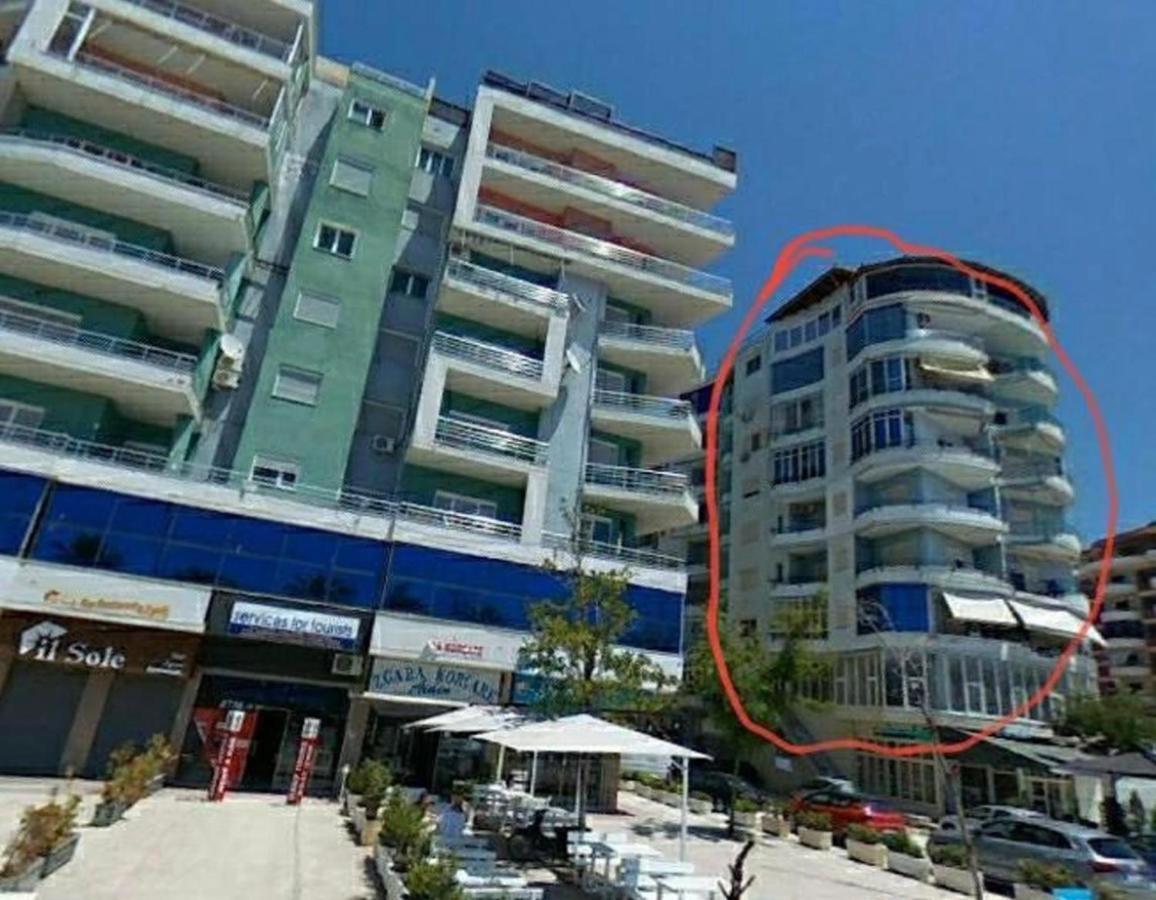 Vivi La Tua Vacanza Con L'Appartamento 1 Di Ervin! Enjoy Your Holiday With Ervin'S Apartment 1! Vlore Exterior photo